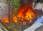Demo Ojol di Grahadi Ricuh, Motor Terbakar