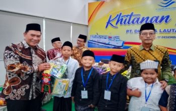 Bambang Haryo Soekartono Apresiasi Perluasan Khitan Massal PT DLU