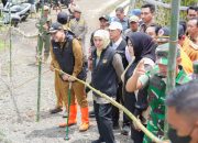 Gubernur Khofifah dan Bupati Probolinggo Gerak Cepat Tangani Banjir