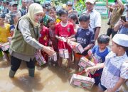 Terjang Banjir Rejoso, Khofifah Siapkan Pompa Hingga Benih Gratis untuk Petani Pasuruan