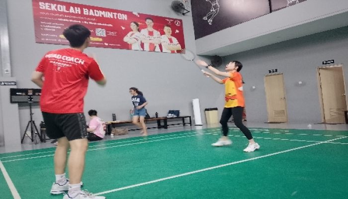 Membangun Karakter Anak Lewat Bulu Tangkis, Mengenal Sekolah Badminton Indonesia